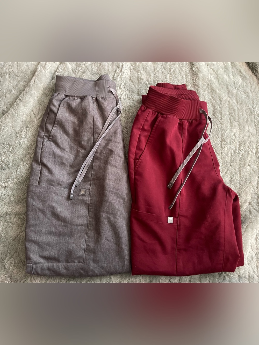 Women’s Fabletics Scrub Pants Size Small